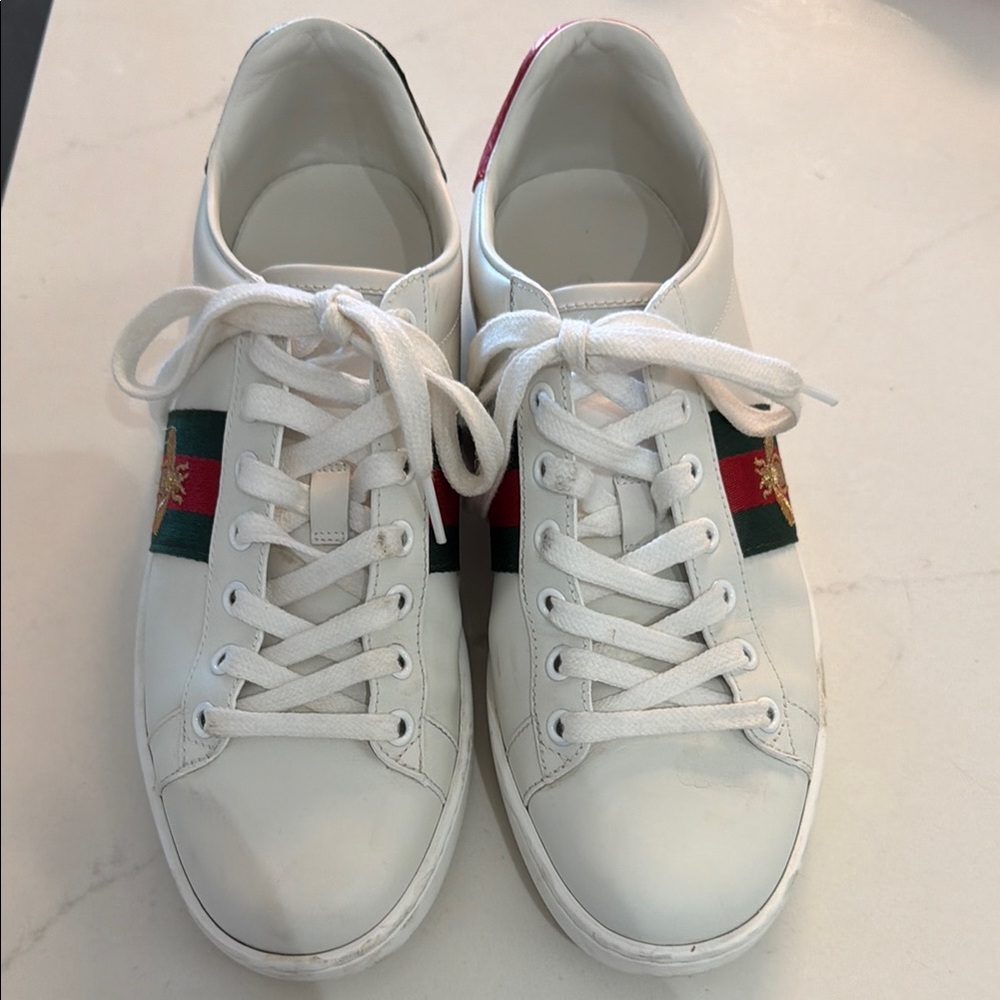 Gucci sneakers like new.